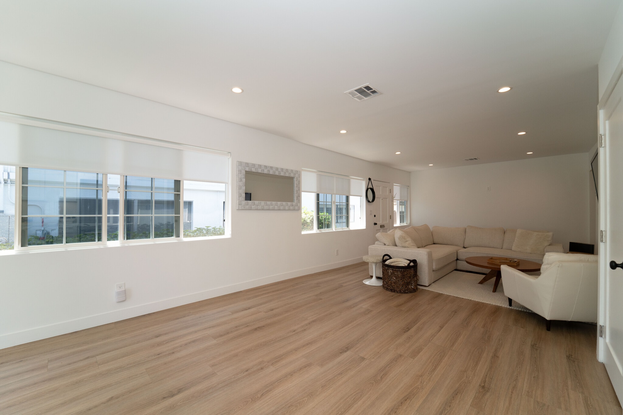 Brand new white Roller Shades - 9044 Carson St