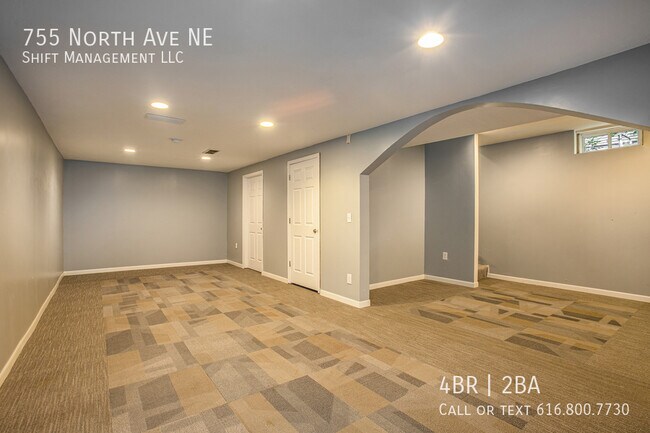 Building Photo - 755 North Ave NE
