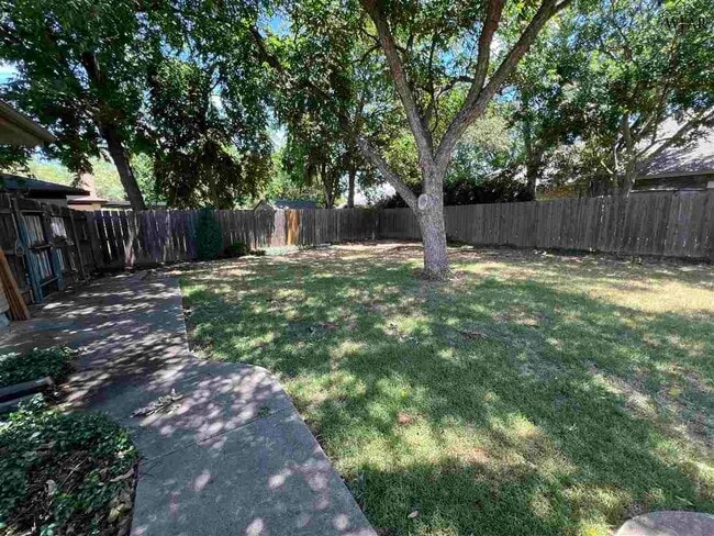 Building Photo - 3505 Regina Cir