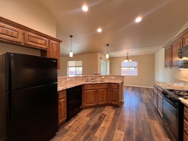 Building Photo - 4-bedroom home in Fallon
