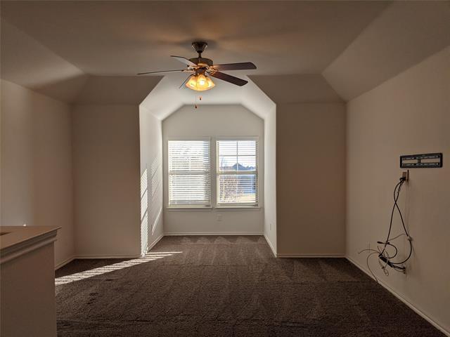 Building Photo - 209 Meadows Dr