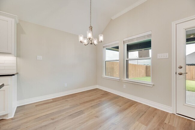 Building Photo - Contemporary Comfort Awaits in Greenville, TX