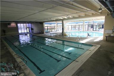 Building Photo - 15101 Interlachen Dr