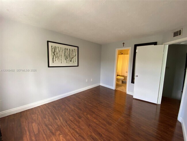 Building Photo - 4530 SW 68th Ct Cir