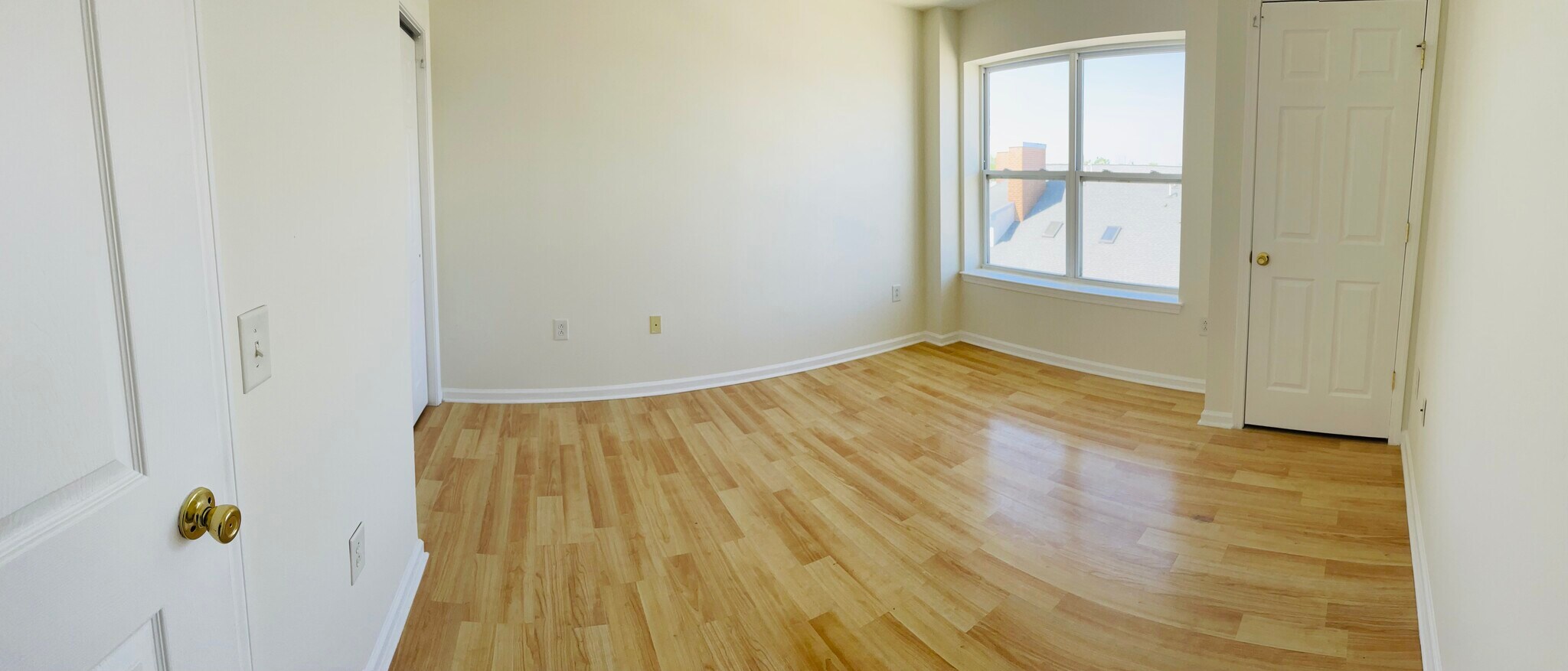 Building Photo - 358 Rector St