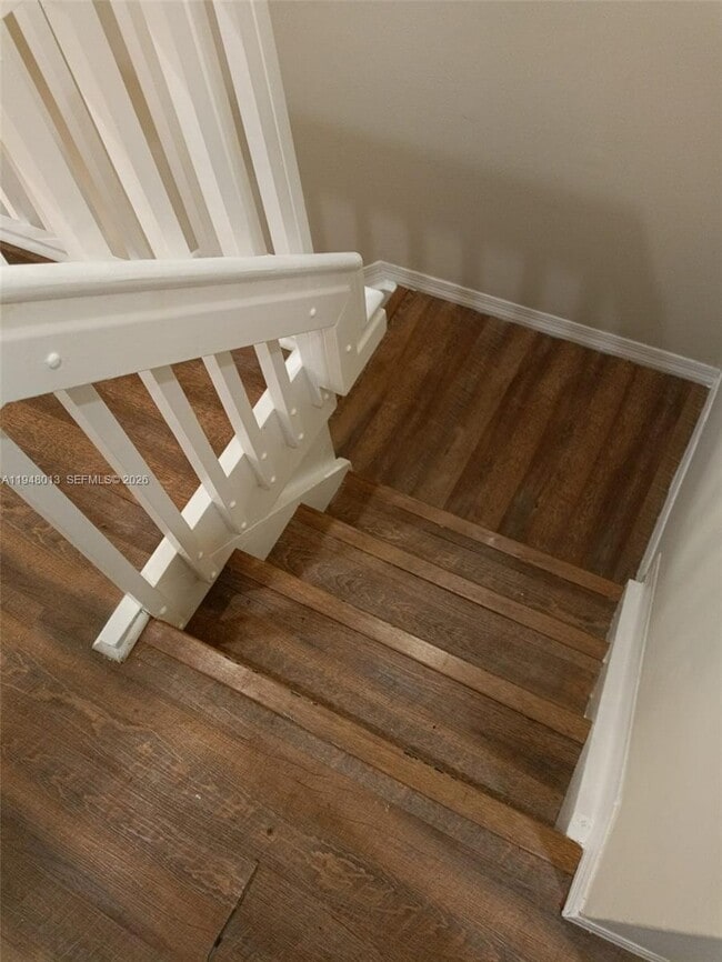 Building Photo - 4210 NE 22nd Dr