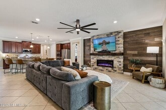 Building Photo - 291 St Kitts Loop