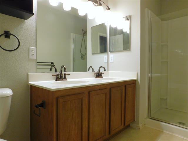 Building Photo - 5721 Thoroughbred Trail