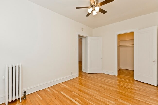 Building Photo - 739 Hinman Ave