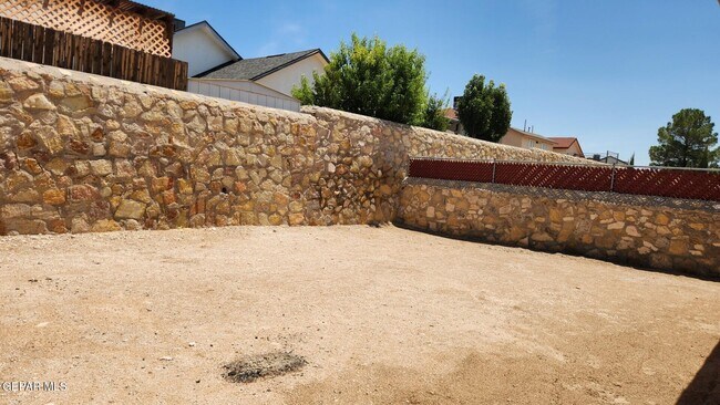 Building Photo - 12565 Tierra Norte Rd
