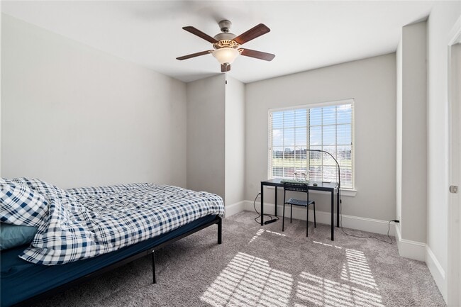 Building Photo - 6759 Highclere Manor Ln