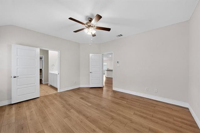 Building Photo - 222 Red Oak Dr