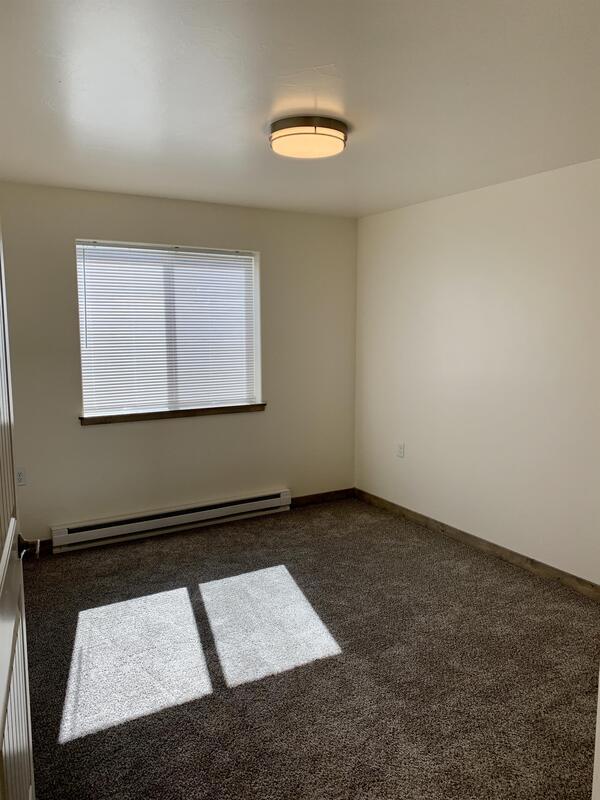 Building Photo - 821 Gibbon St