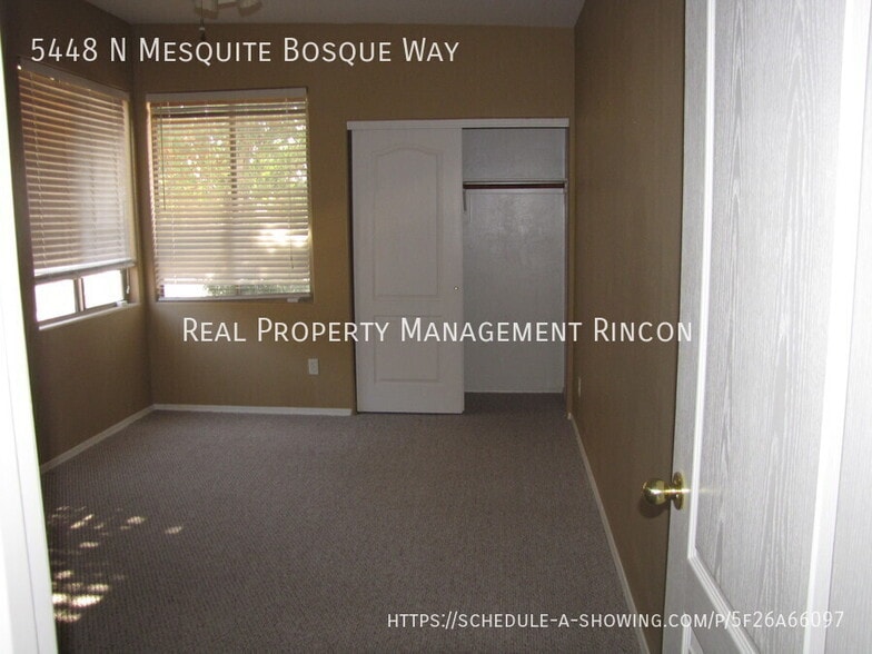 Building Photo - 5448 N Mesquite Bosque Way
