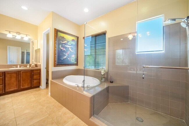 Building Photo - 40834 Adriatico Ct