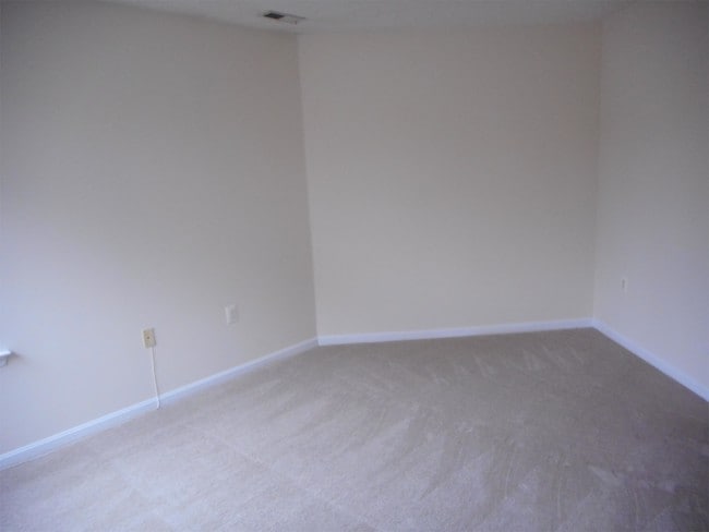 Building Photo - 108 Bayland Dr