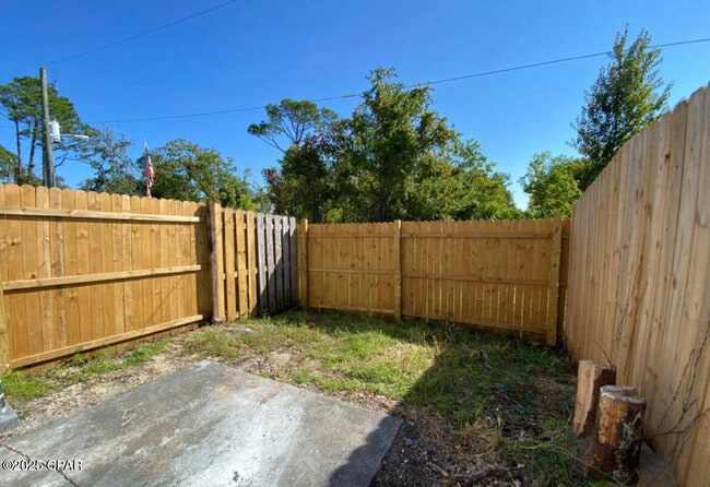 Building Photo - 4455 W 19th St