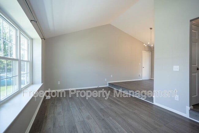 Building Photo - 10116 Wimbledon Ct