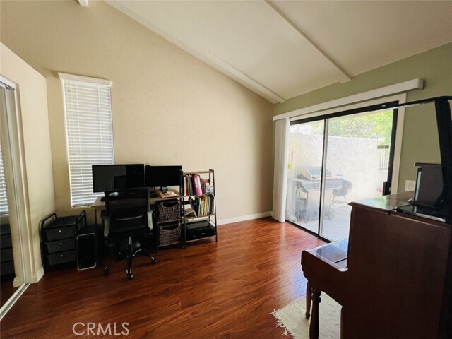 Building Photo - 1001 Creekside Dr