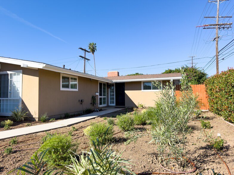 Building Photo - 6763 Lurline Ave