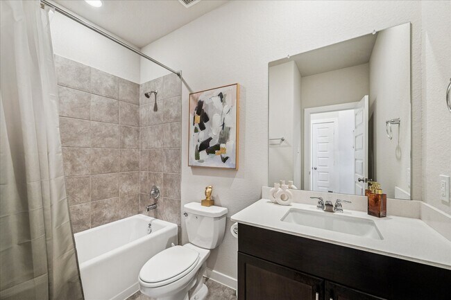 Building Photo - 5547 Madden Ln