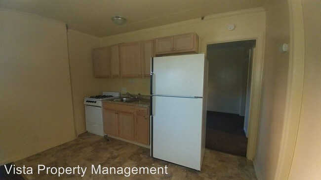Building Photo - 1 br, 1 bath Apartment - 4725 Lake Ave