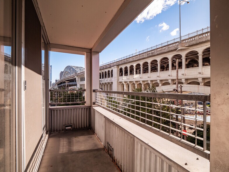 Balcony - 2222 Detroit Ave