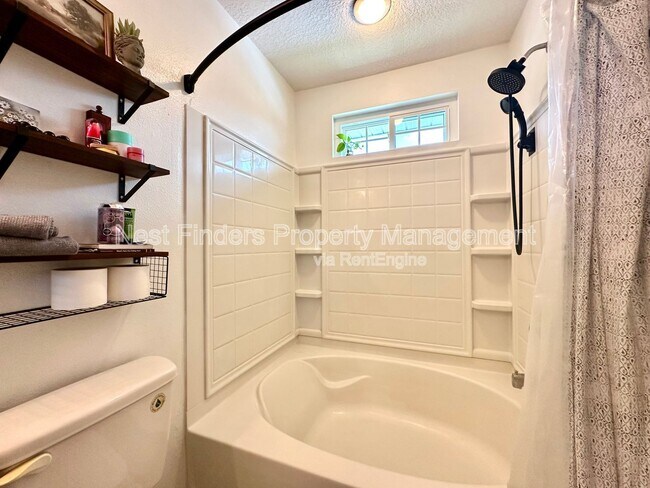 Building Photo - 1659 Biscayne Bay Cir