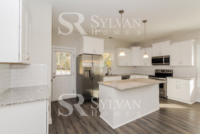 Building Photo - Welcome to your sanctuary at 1619 Dodge Av...