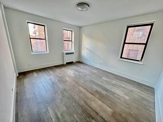 Building Photo - 1 bedroom in BRONX NY 10456