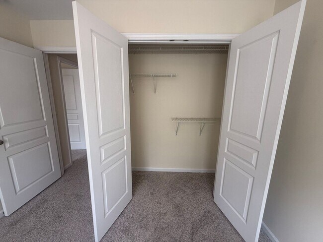 Building Photo - 3 bedroom 2.5 bathroom Fieldstone Townhouse in Fort Mill!