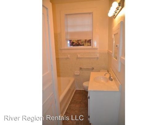 Building Photo - 3 br, 2 bath House - 1809 Winona Avenue