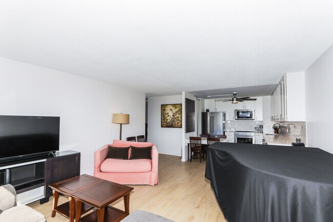 Building Photo - 55 S Kukui St