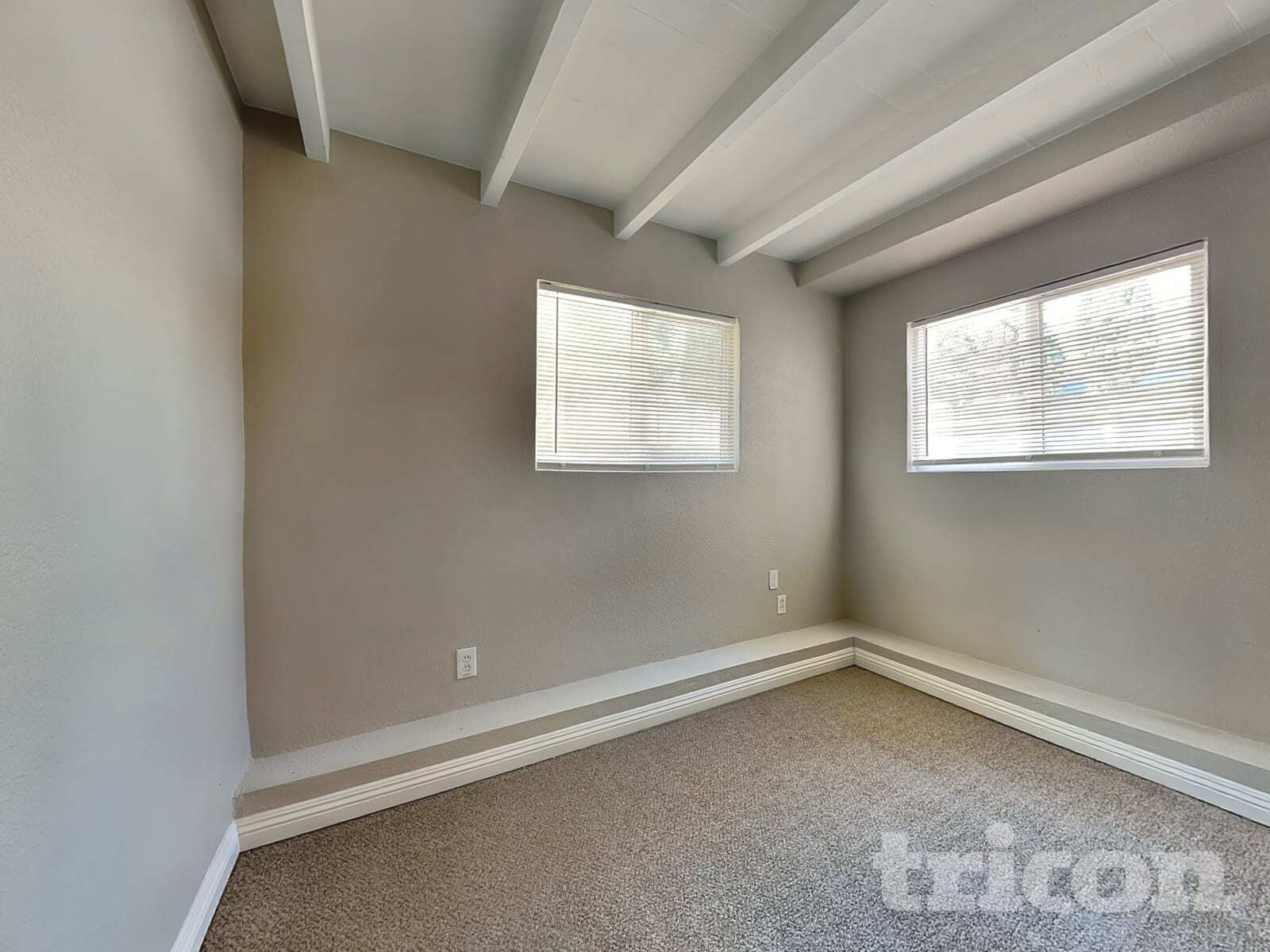 Building Photo - 500 Shaddick Dr