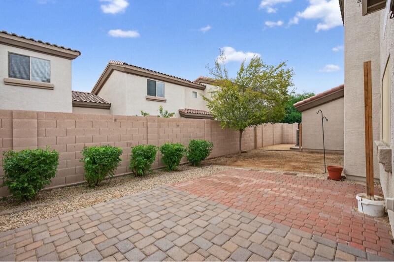 Building Photo - 8105 W Beck Ln