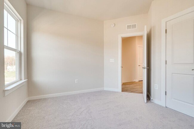 Building Photo - 1759 Autumn Maple Leaf Dr