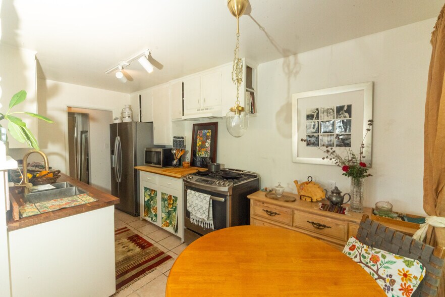 Building Photo - 34458 Camino El Molino