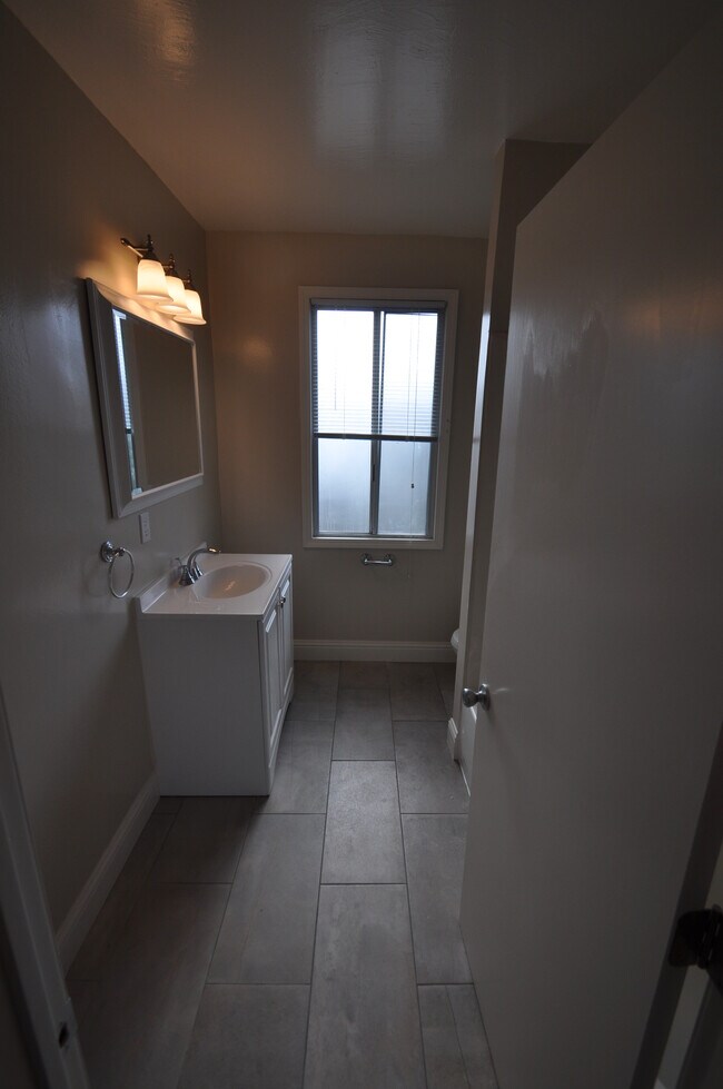 Building Photo - 1616 Ward St