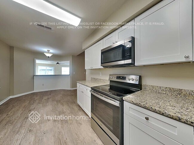 Building Photo - 3633 Amber Ln