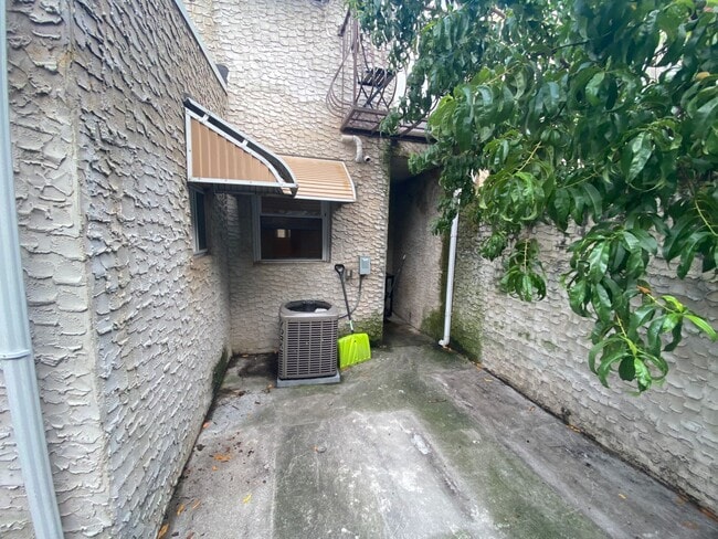 Building Photo - 1338 Passyunk Ave