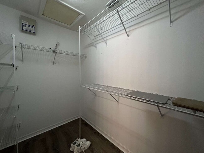 Building Photo - Charming 3-Bed, 2-Bath Home in Kissimmee –...