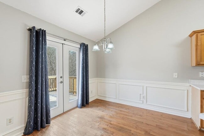 Building Photo - 5055 Blue Goose Ct