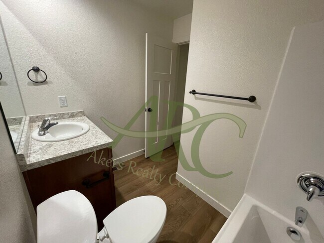 Building Photo - 968-970 S Coral Pl