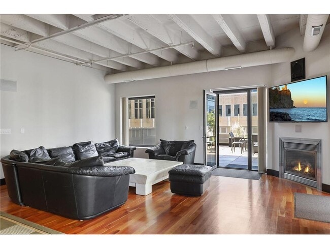 Building Photo - 601 S Marquette Ave