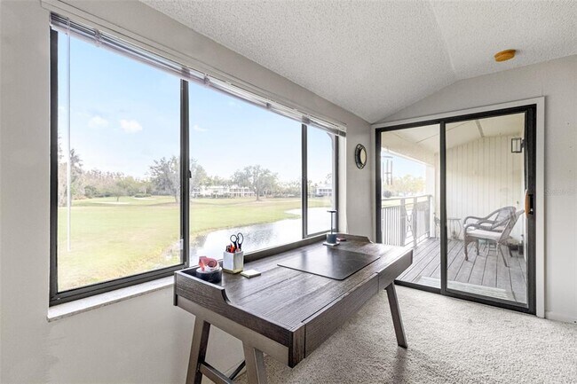 Building Photo - 29300 Bay Hollow Dr