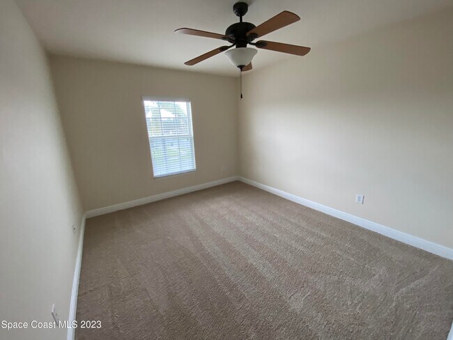 Building Photo - 6124 Serene Pl