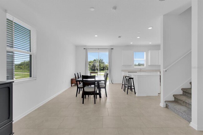 Building Photo - 2845 Pierr St