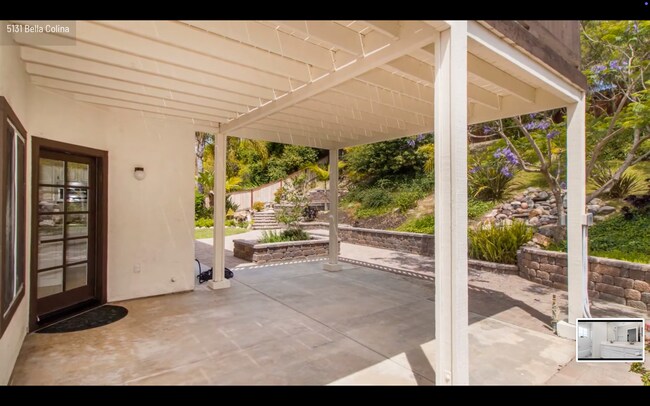 Building Photo - Incredible Rancho Del Oro Home!
