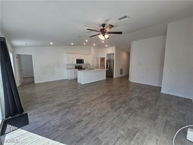 Building Photo - 1138 SW 14th Terrace