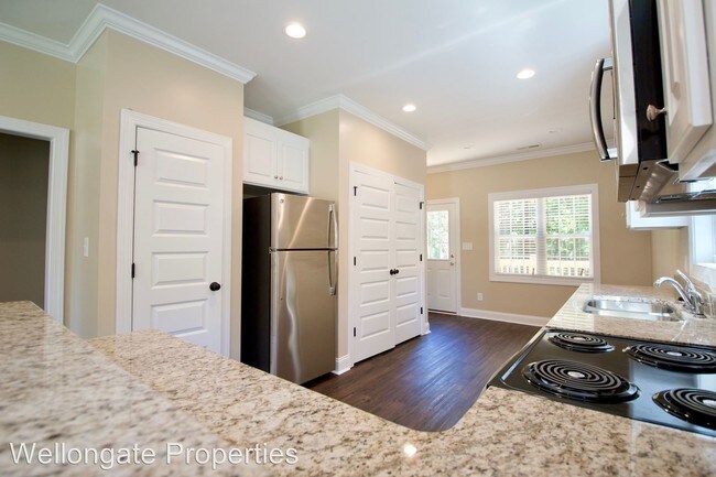 Building Photo - 2 br, 2 bath House - 532 B Amerson Court